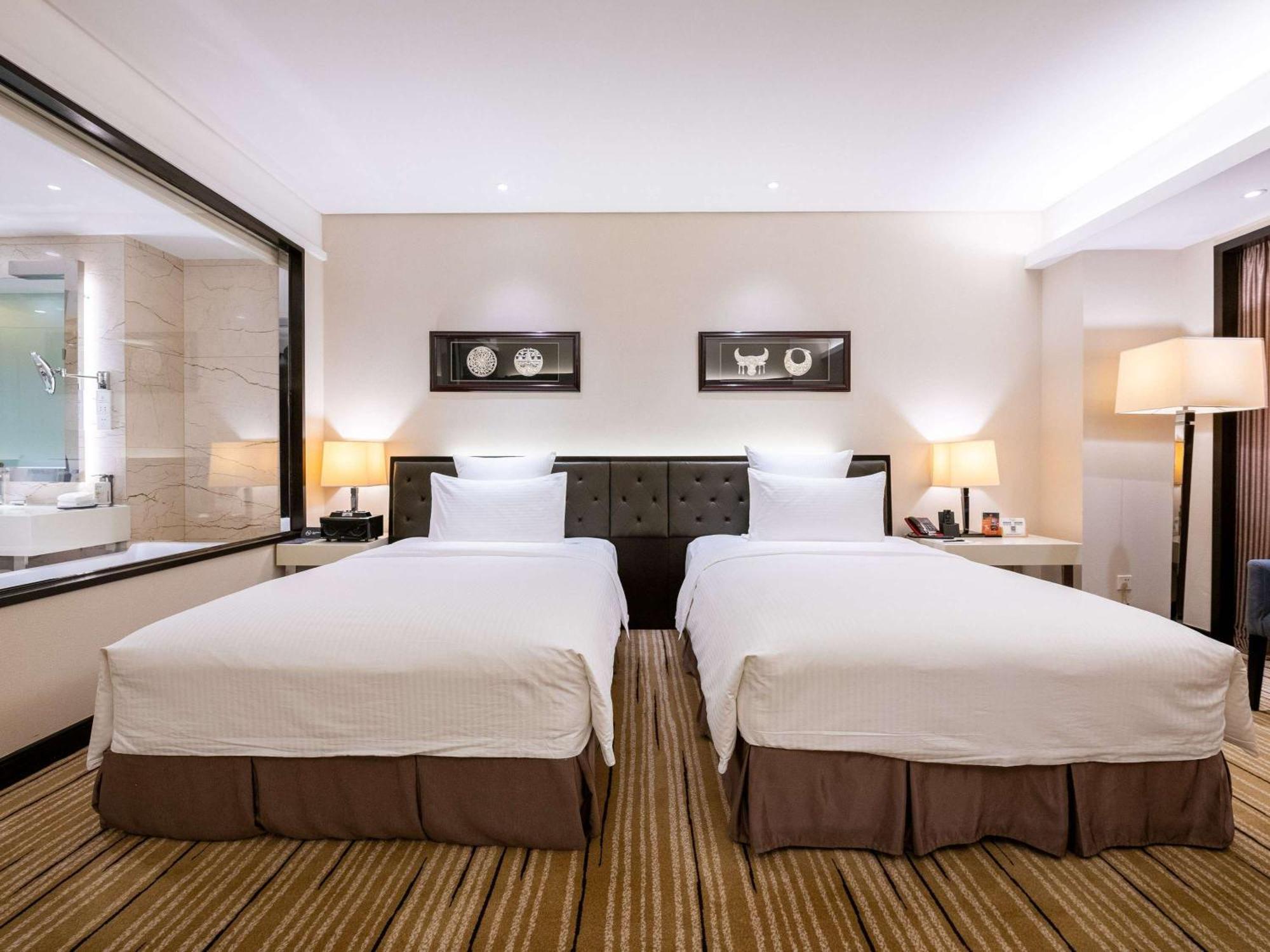 Hotel Pullman Guiyang Guiyang  Exterior foto