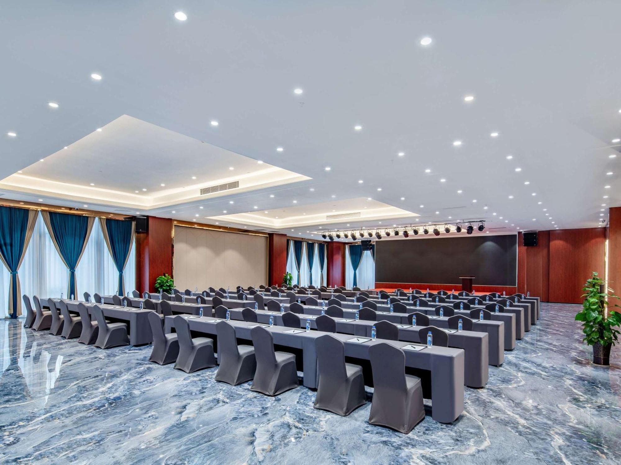 Hotel Pullman Guiyang Guiyang  Exterior foto